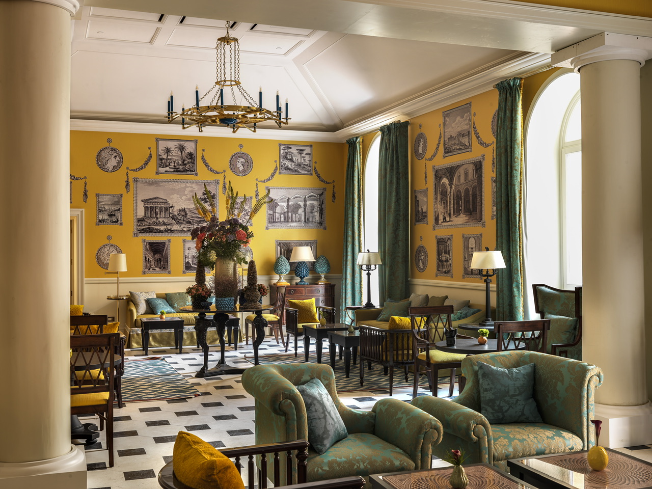 L’eleganza senza tempo dell’hotel de la Ville: un’icona di charme nel cuore di Roma