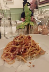 Ciccio e la Ristogatta. Quando la gatta è gourmet e Ciccio ci mette il cuore