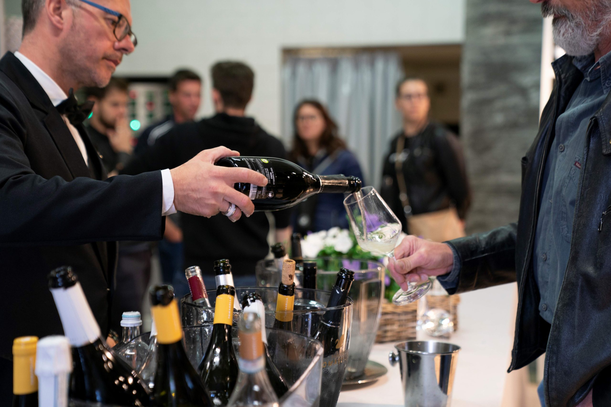 Tenute Tomasella è pronta ad accogliere appassionati di vino, famiglie e curiosi per l'attesissimo evento Cantine Aperte.