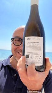 Bianco Pomice, il bianco delle Eolie di Tenuta di Castellaro