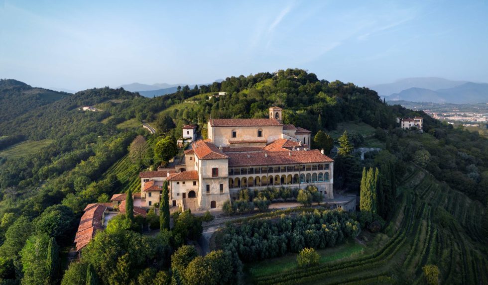 La cultura del vino e l’identità dei territori: l’opera delle abbazie