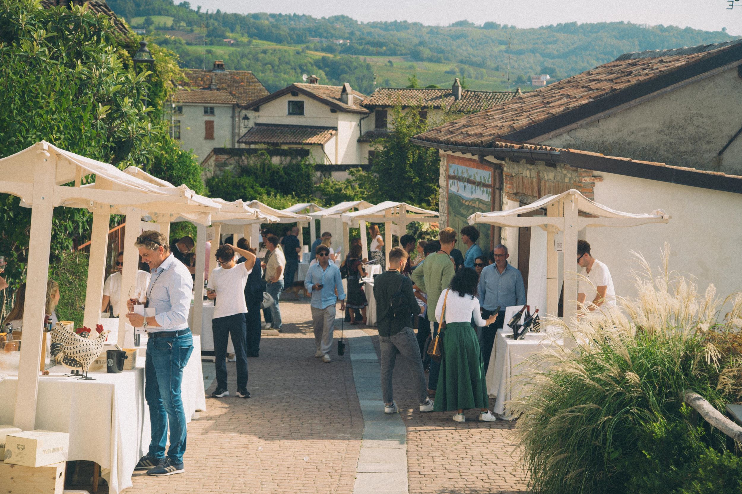 Oltrepò brinda al successo: la terra del Pinot Nero celebra 160 anni di blanc e rosè de noirs italiano