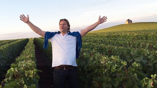 winetales, winetalesmagazine, cadirajo, champagne, damienhugot, tribautschloesser, champagneday, bollicine, vino, vinofrancese, sostenibilità