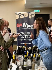 TUTTI I COLORI DEL BIANCO. I Bianchi d'Italia visti da GoWine
