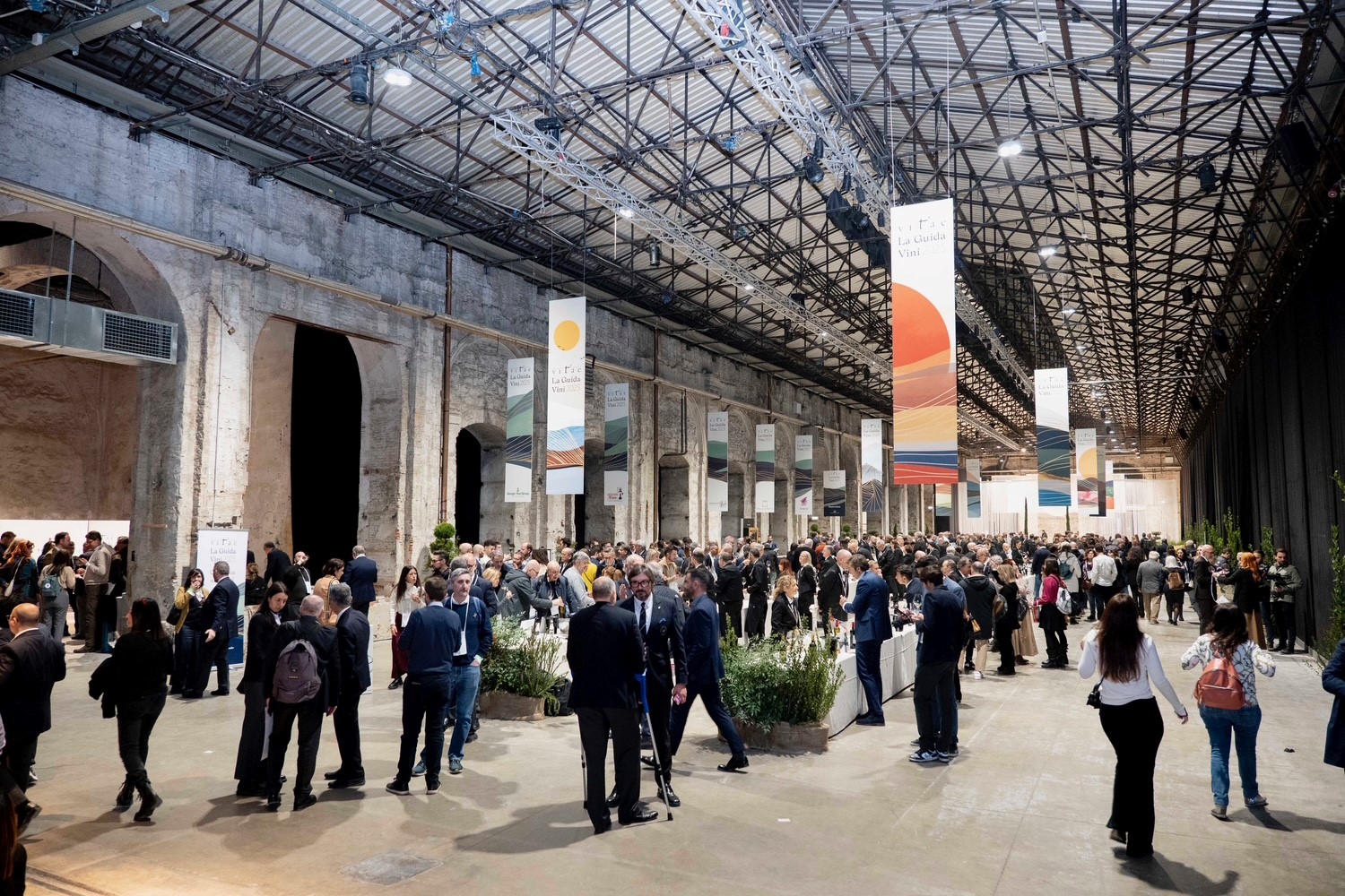 Guida Vitae 2026: le 400 eccellenze selezionate da AIS in degustazione a Firenze