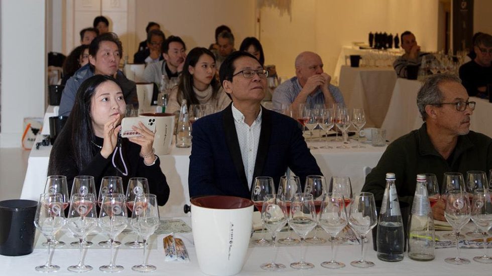 Abruzzo Wine Academy 2025: 26 ambasciatori internazionali per i vini d’Abruzzo