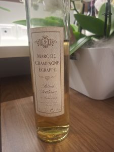 Patrick Soutiran. Ambonnay, ciò che resta nel bicchiere: Ratafia e Marc come patrimonio liquido