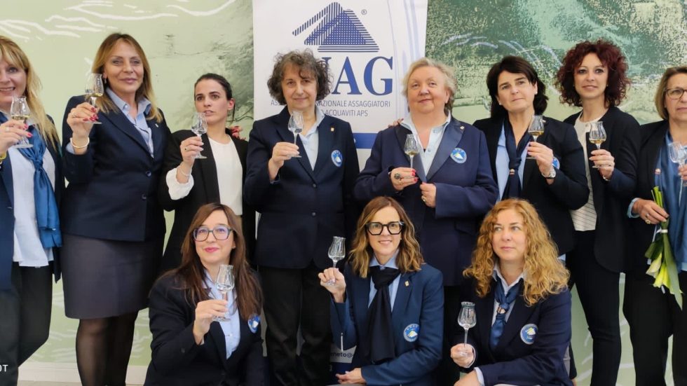 Alkemica – Lo spirito delle donne: grappa e spirits al femminile a Firenze