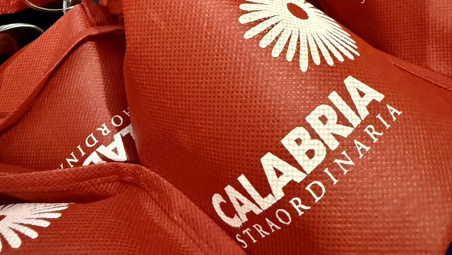 Calabria, la Storia nel calice. La punta del tacco alza la voce.