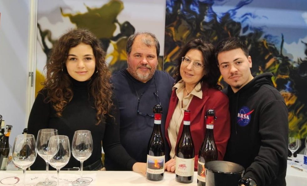 Vigne di Malies. Le bottiglie colme d’amore