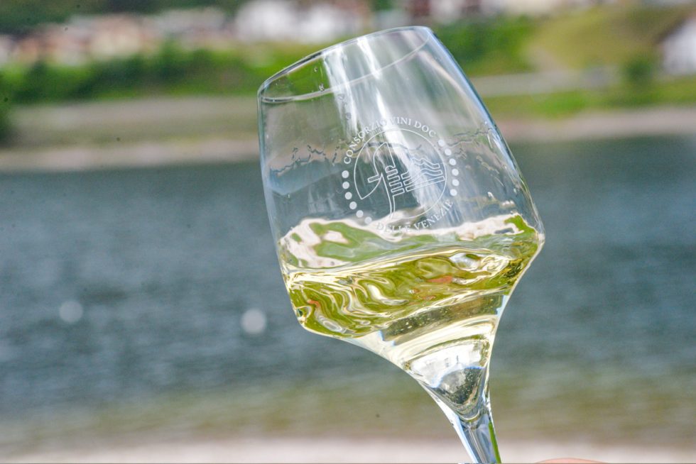Vinitaly & The City brinda con il Pinot Grigio DOC delle Venezie