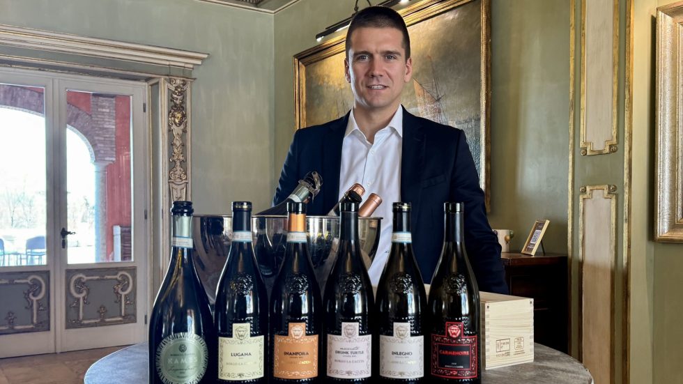 Andrea Bonomelli. Lautari, la famiglia, Borgo la Caccia