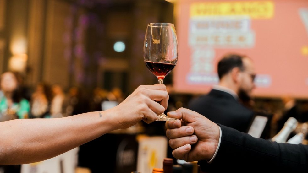 La città capitale del vino per 9 giorni: Milano Wine Week brinda alla nona edizione con oltre 100 eventi diffusi, tra walk around tasting, degustazioni, formazione e nuovi premi per i protagonisti del settore